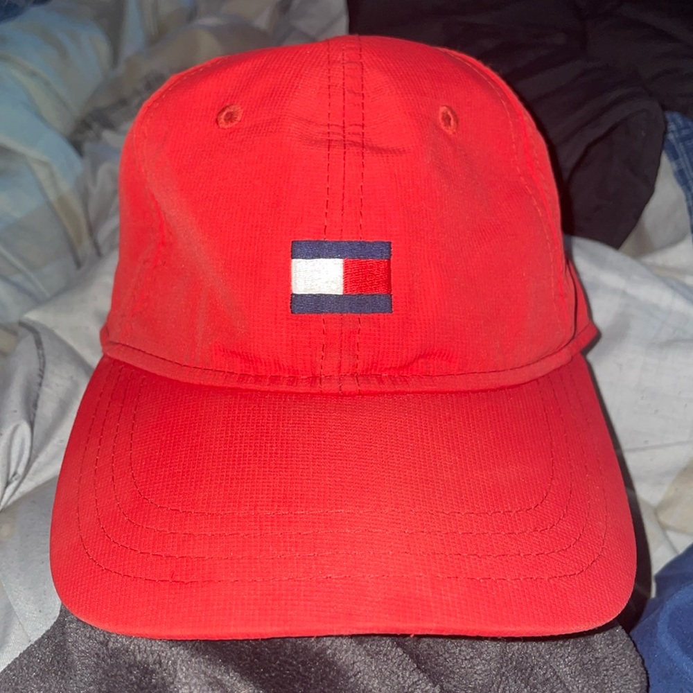 Tommy Hilfiger cap